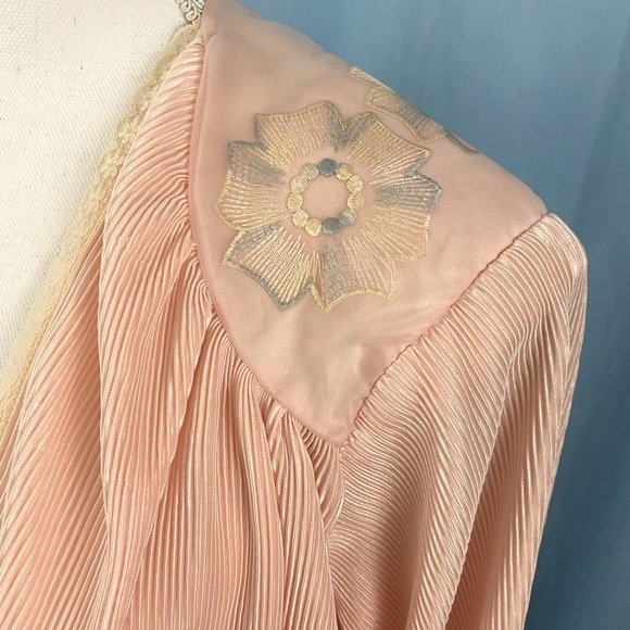 NWT B•B• baby pink crinkle lace embroidered open front Pomona top - Picture 2 of 7